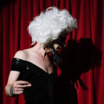 La bohème bar et jardin guinguette belgique mouscron danser musique évènement sortir lille Roubaix Tourcoing france française lampion bal musette Lille hauts de france restauration restaurant bar café fête danse loto karaoké fléchettes billard bar music hall cabaret pétanque loto concours cuisine italienne Espagne couscous Maroc spécialités culinaires transformistes